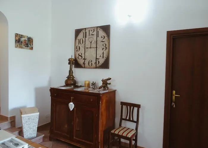 Clock\'S House